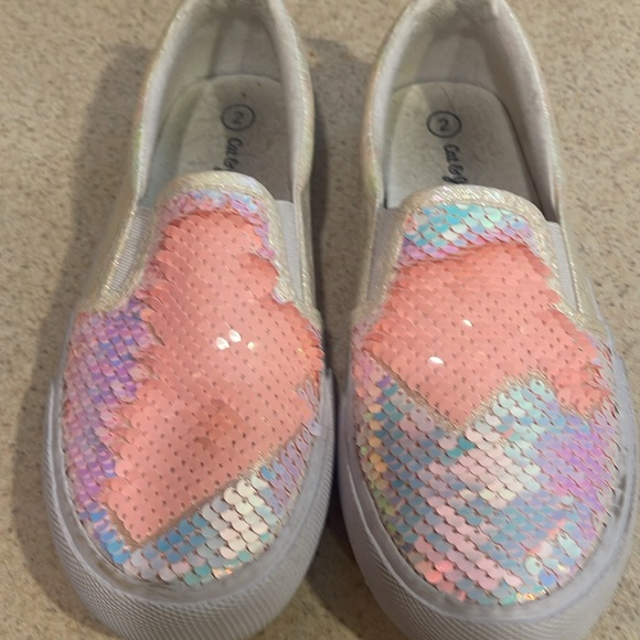 Cat & Jack Girls slip on sneakers sequin 2 - Picture 2 of 7